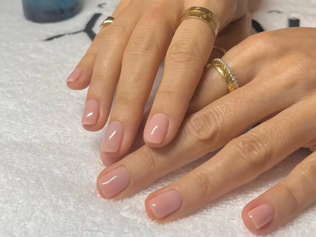 Natural nail gel