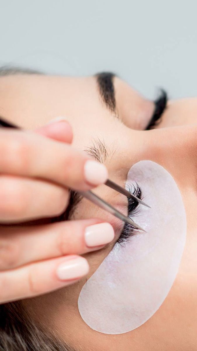 Always arrive with clean, makeup-free lashes before your appointment to ensure better adhesion and longer-lasting results