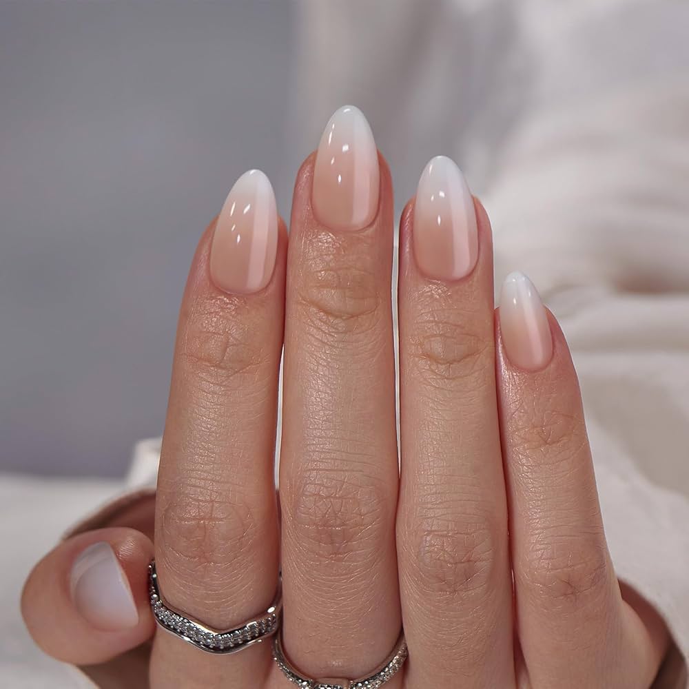 Almond Nails – Trendy, Stylish, Sophisticated